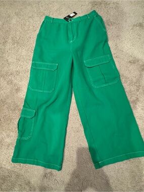 Green Cargo Wide-Leg Pants